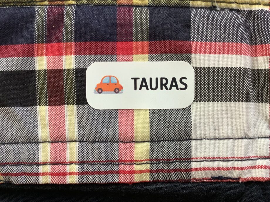 Vardo lipdukai drabužiams